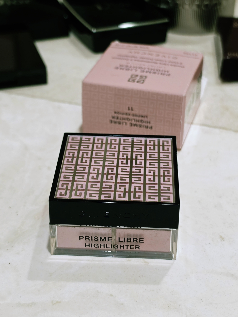 Givenchy Prisme Libre Highlighter Pink & Black Compact
